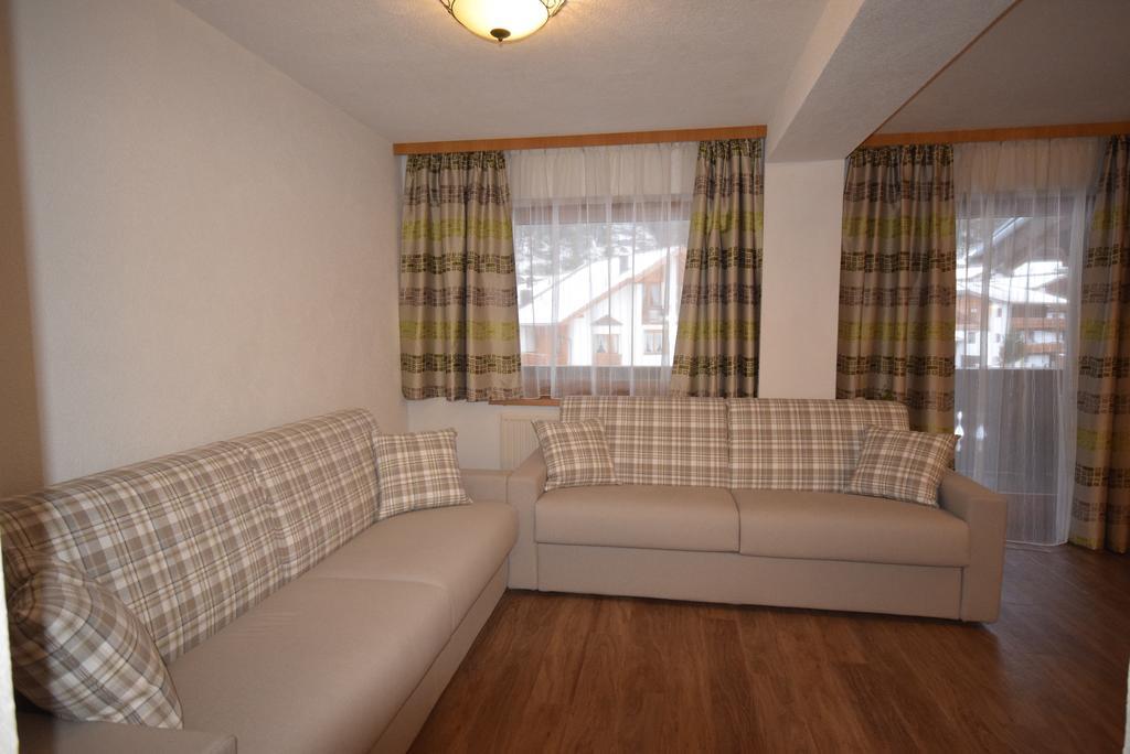 Haus Marina Apartment Solden Phòng bức ảnh